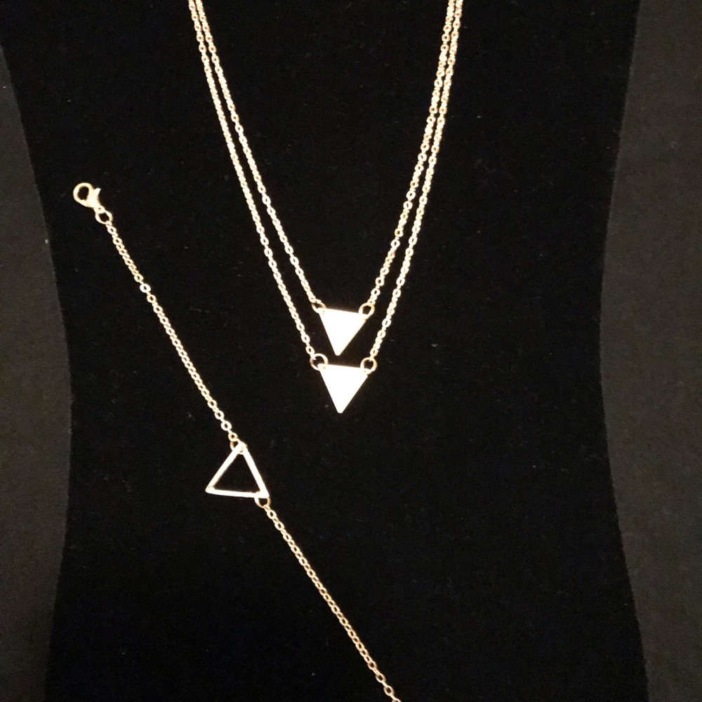Necklace and Bracelet set **FREE WITH PURCHASE**